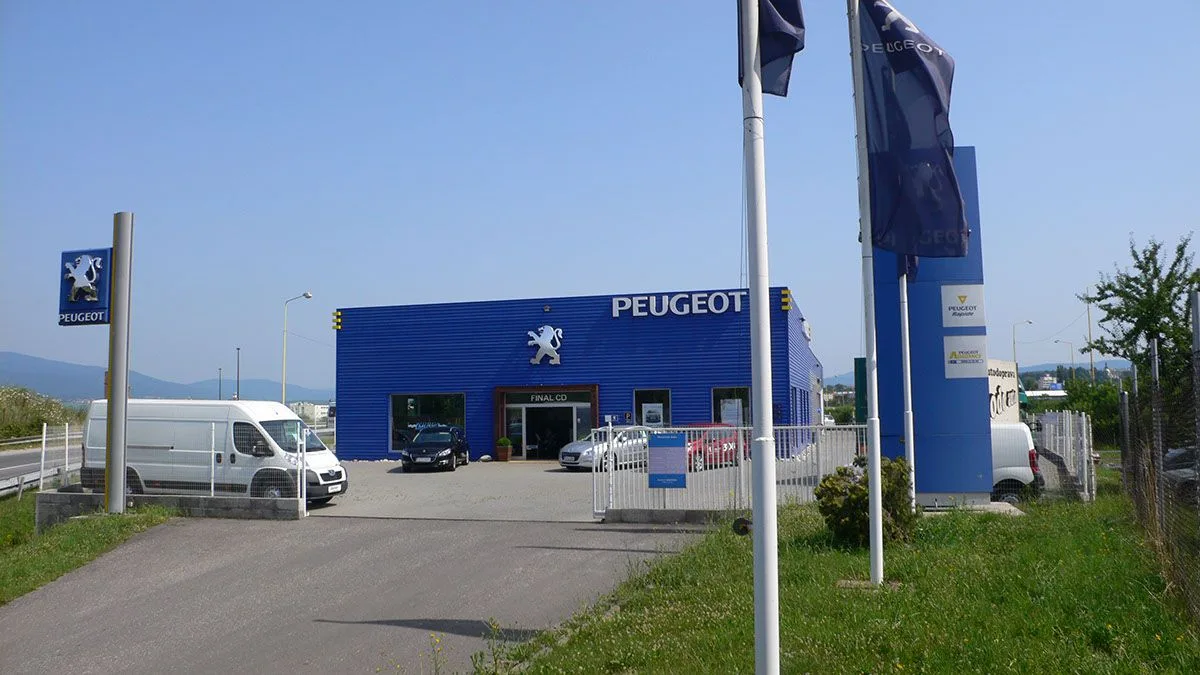 PEUGEOT